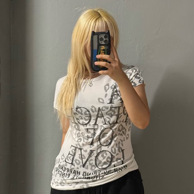 leopard pattern lettering top