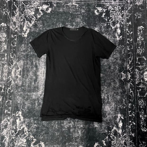 Fuga black distressed t shirts