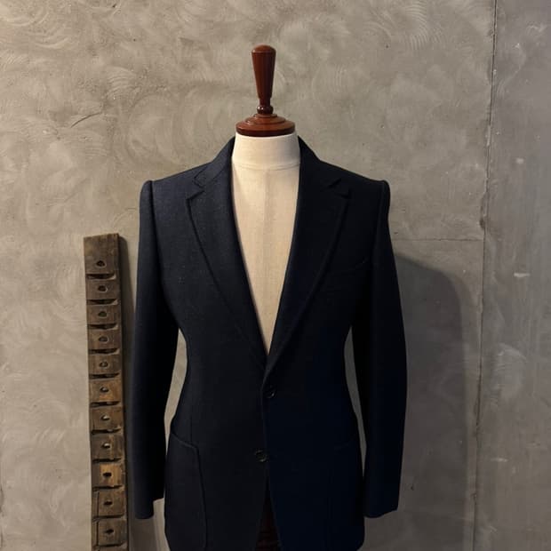 톰포드 테일러드 자켓 100