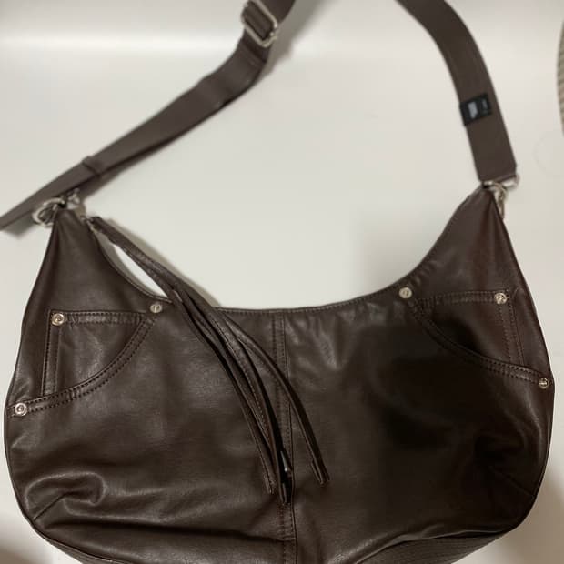 메종미네드 레더 새들백 브라운 숄더백 크로스백