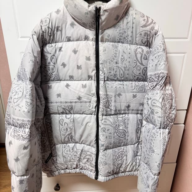 디스이즈네버뎃 반다나 패딩