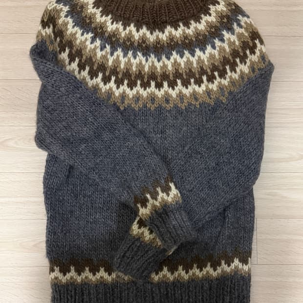 빈티지 패턴 니트 스웨터