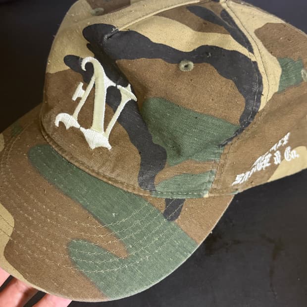 [한정판] 너티새비지 카모 캡