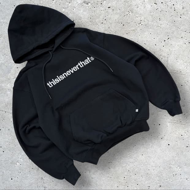 [S] 디스이즈네버댓 블랙 자수 로고 후드티 D282