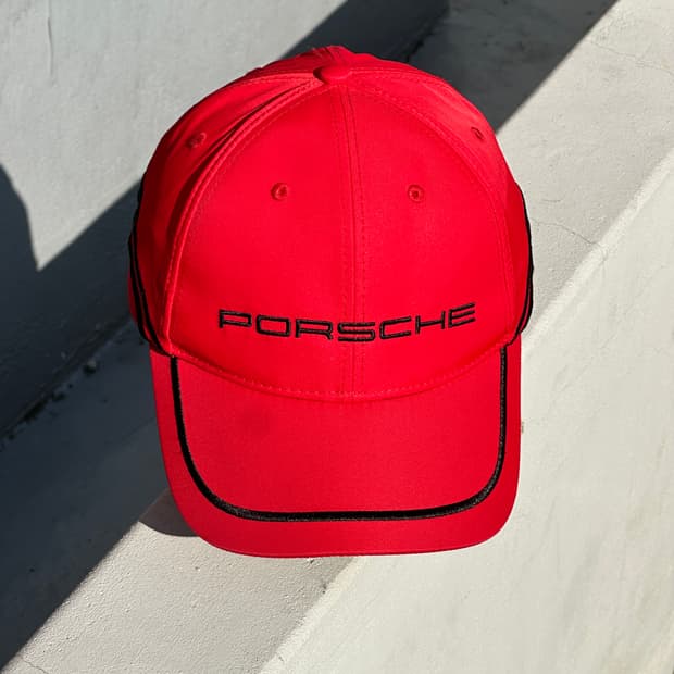 [F] 포르쉐 로고 레드 볼캡 모자