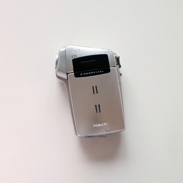 Xacti CG6 Silver