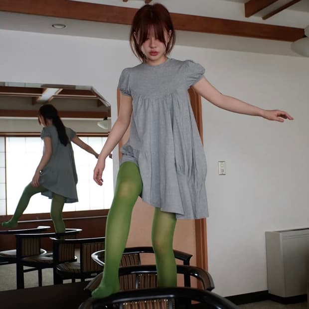 프레클 unbalanced puff mini dress 언발란스 원피스