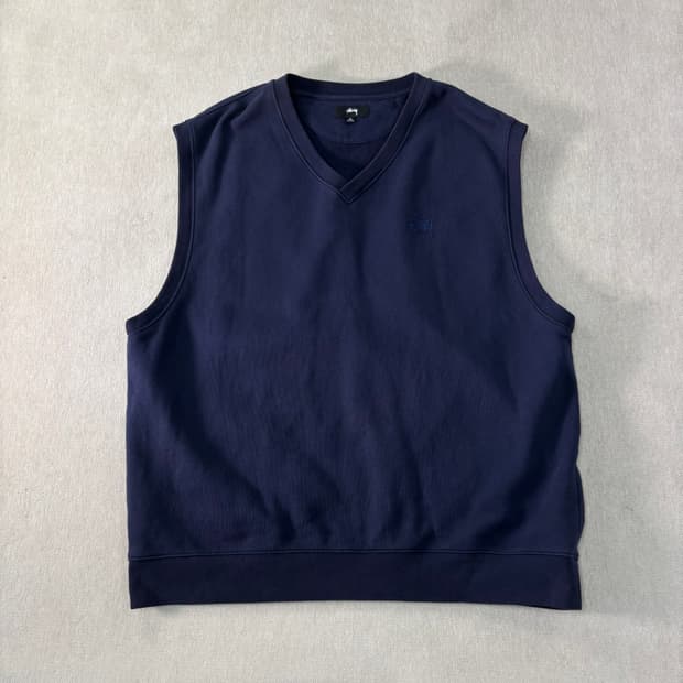 105 스투시 자수로고 스웻조끼