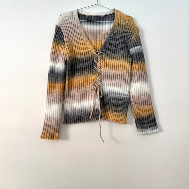 color mix string knit