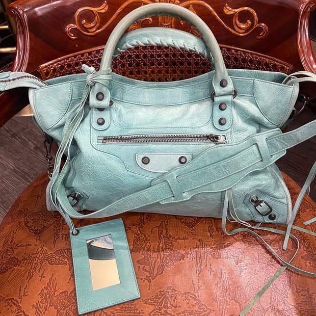 발렌시아가 모터백