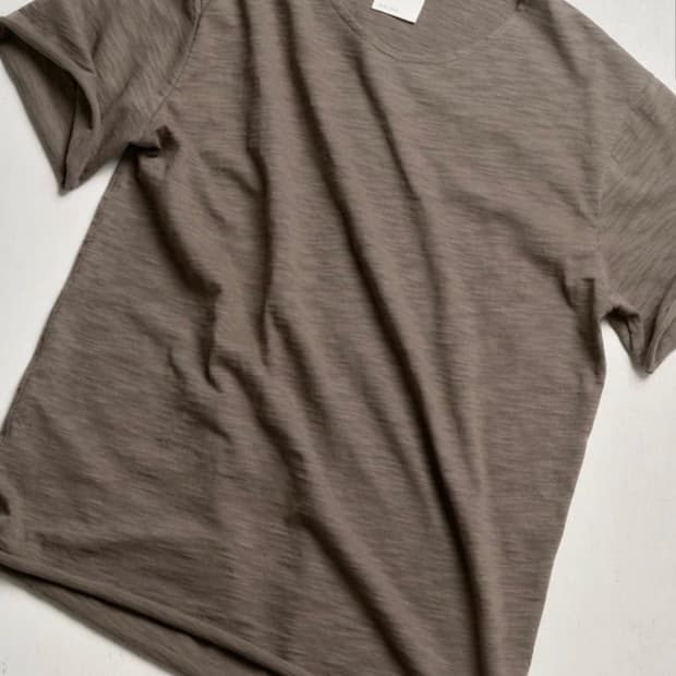 모노프리베 Textured Roll Half Sleeve 브라운