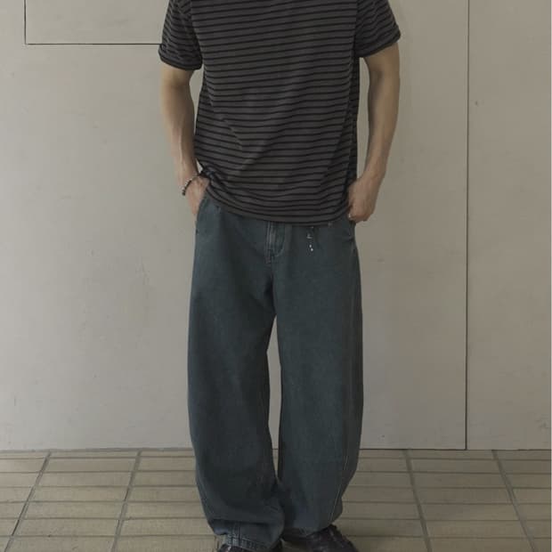 Siiiido DOWN BLACK STRIPE HALF SLEEVE T-