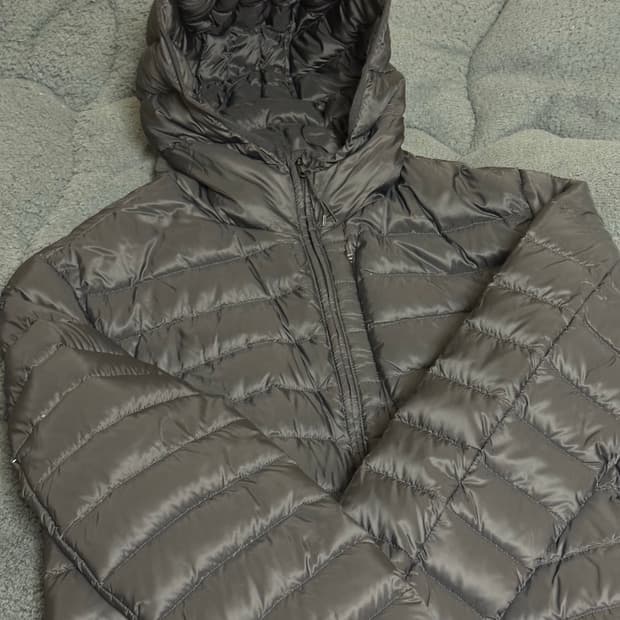 무신사 스탠다드 라이트웨이트 구스 다운 자켓 경량패딩