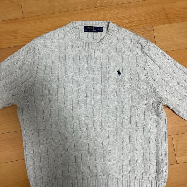 폴로 그레이 꽈배기 니트