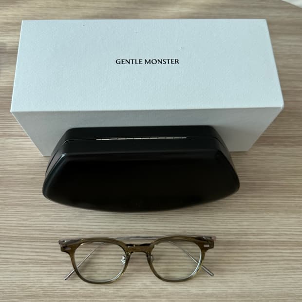 젠틀몬스터 롭(ROB) 카키