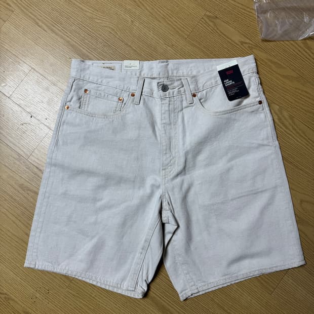 리바이스 468 스테이루즈 에크루 쇼츠 34 새상품
