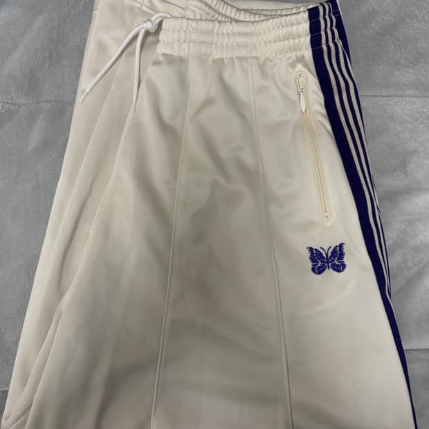 니들스 HD 트랙팬츠 화이트 퍼플