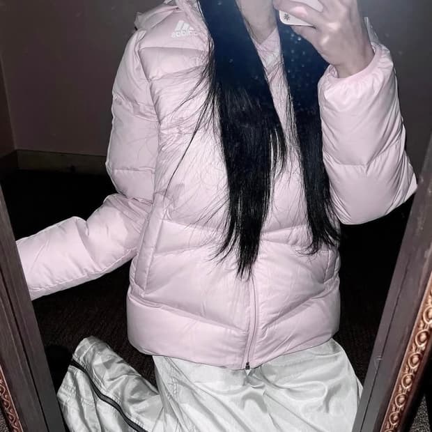 아디다스 대대장 연핑크 화이트 패딩 히메갸루 리즈리사 스포티