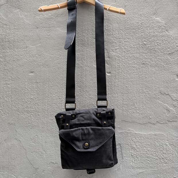 90s 드리스반노튼 크로스백