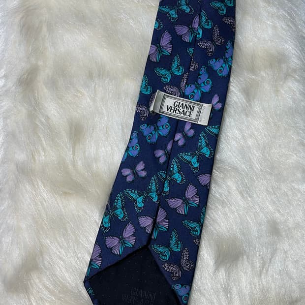 VINTAGE GIANNI VERSACE TIE