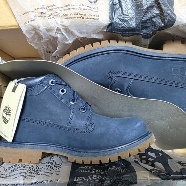 팀버랜드 여성 처카부츠 네이비(220~225)