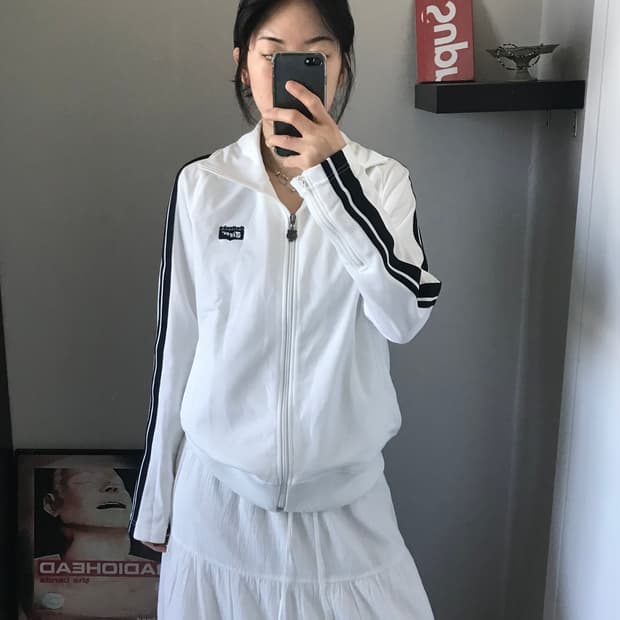 오니츠카 타이거 일본라인 사이드라인 화이트 트랙탑 져지