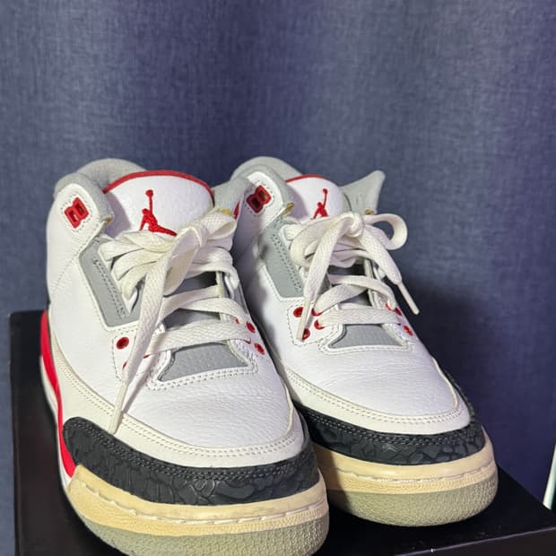 나이키 에어조던3 레트로 파이어 레드