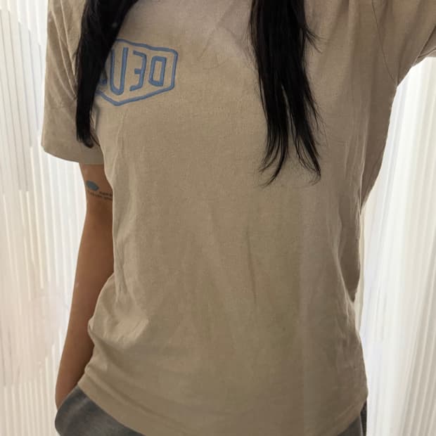 데우스 베이지 반팔티 s