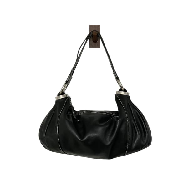 Zeoen 소가죽 뱅글 숄더백