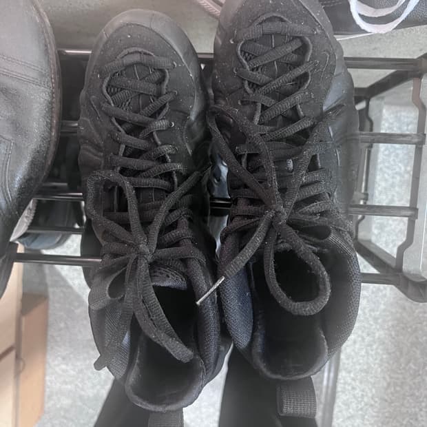 나이키 폼포짓 275