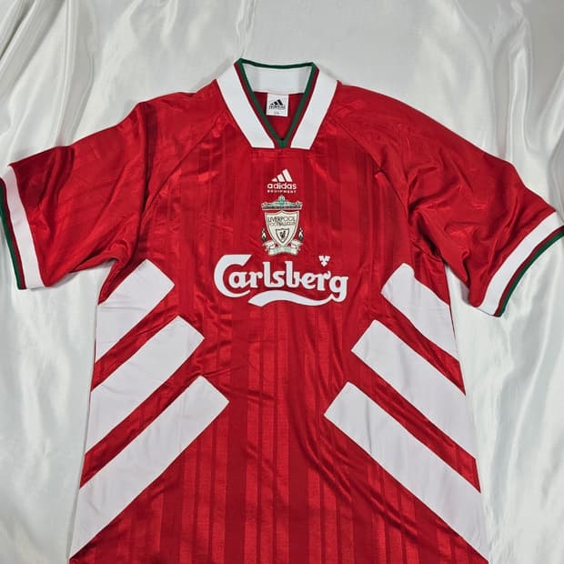 아디다스리버풀