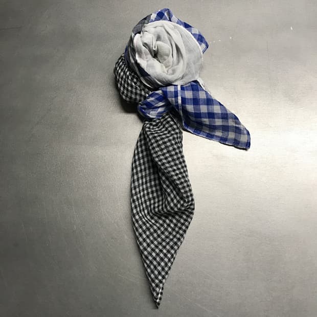 ZUCCA 주카 배색 스카프