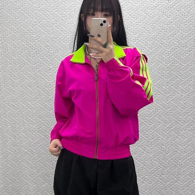 아디다스 Y2K 90's 레트로 네온핑크 바람막이 자켓 95 C10641