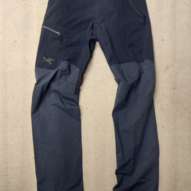 아크테릭스 팬츠