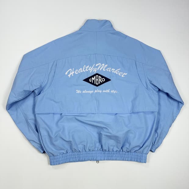 엄브로 백로고 자수 박시핏 바람막이  S