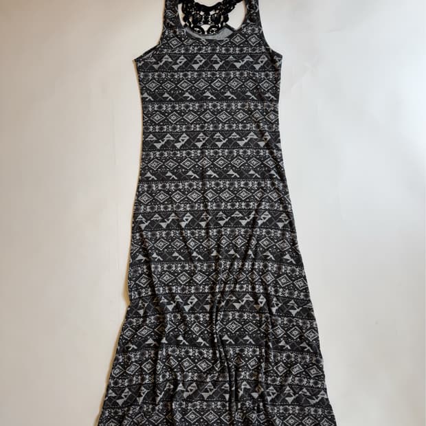 ETHNIC PRINT LACE BACK MAXI DRESS