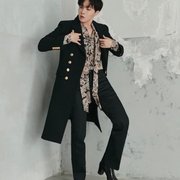 [BTS 제이홉님 착용] 셀린느 20fw 밀리터리 더블 브레스티드 코트