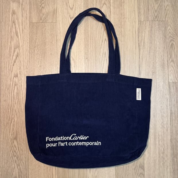 까르띠에 파운데이션 Cartier 에코백 블루
