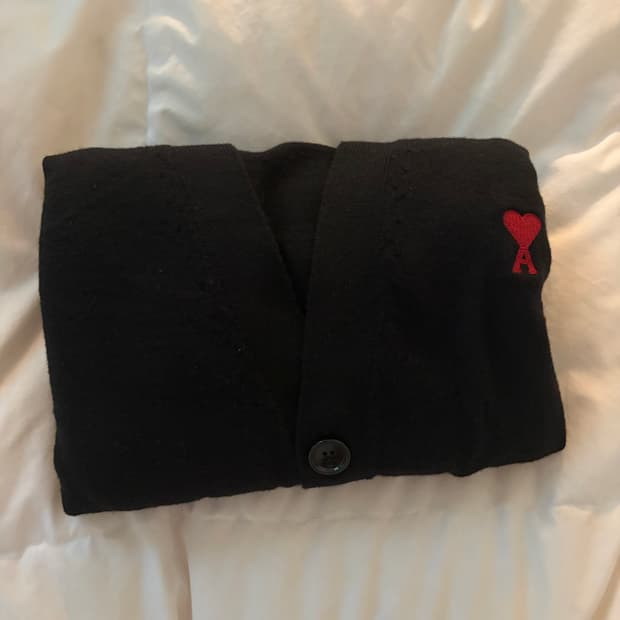 아미 가디건 네고 가능