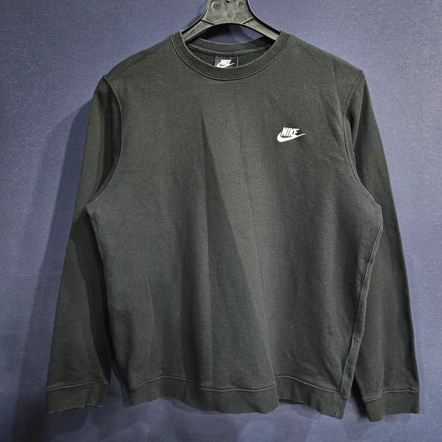 나이키 자수 블랙 남성 105 맨투맨 