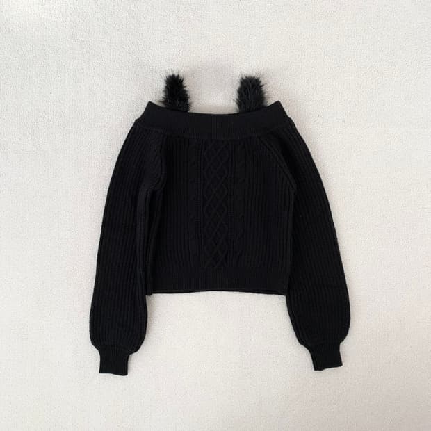 Ingni 갸루 블랙 오프숄더 니트