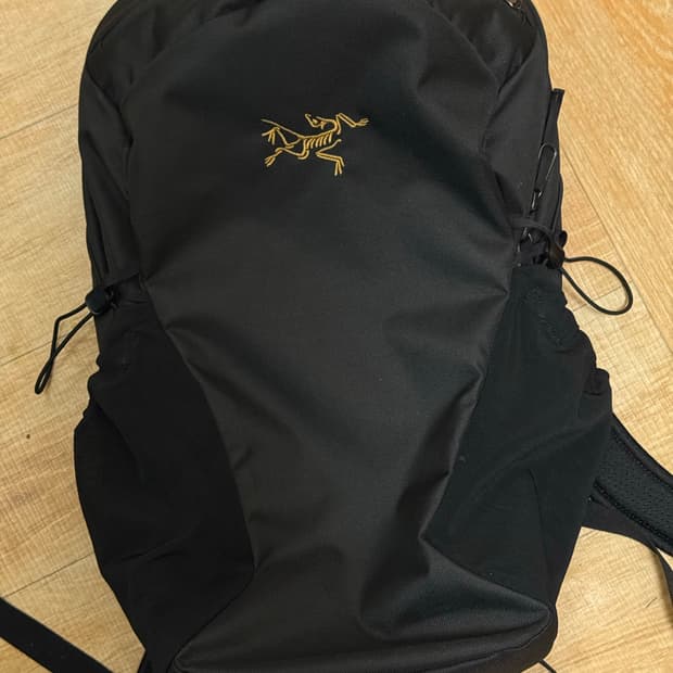 아크테릭스 맨티스 16