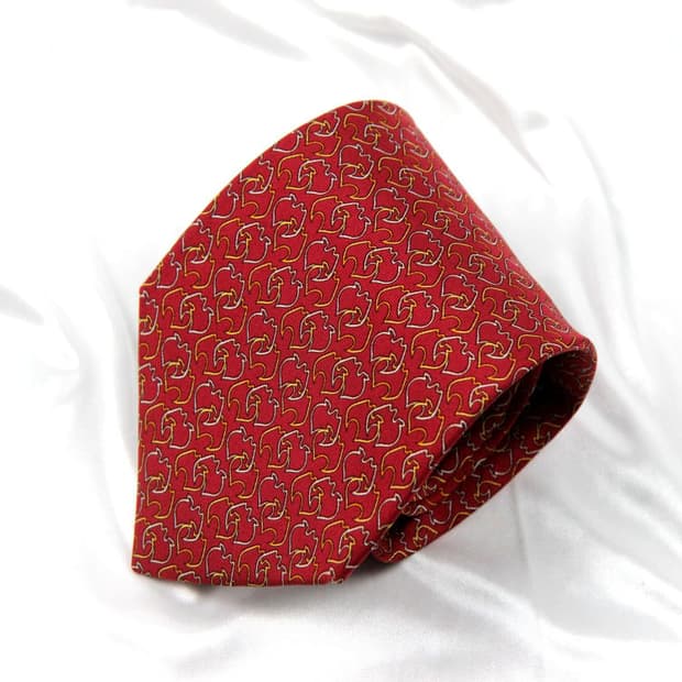 페라가모 9.5cm A+등급 남자 명품 넥타이