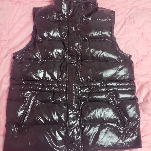 급처상태양호!구찌,프라다 느낌 남녀공용 블랙 패딩 조끼 베스트 나이키st