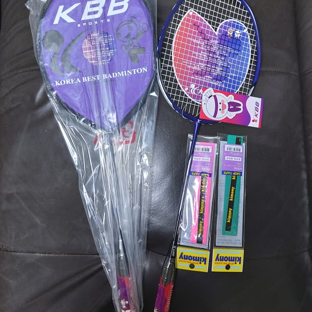 KBB 스포츠 배드민턴 라켓 2자루 Blade V6 새제품(25년형)


