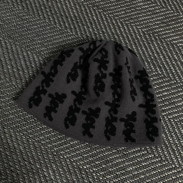 예스아이씨 스펠아웃 멀티로고 숏 비니y 3180