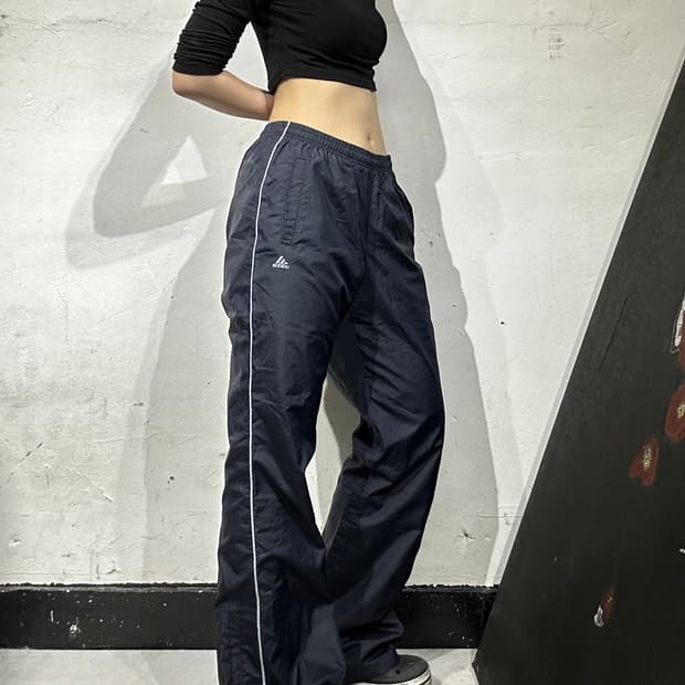 아디다스 네이비 부츠컷 추리닝 바지 화이트 사이드 라인 트랙 팬츠 L