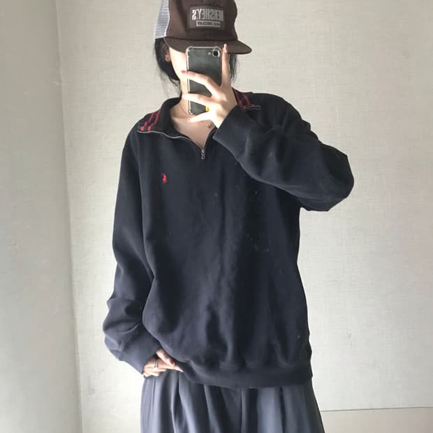 폴로 블랙 반집업
