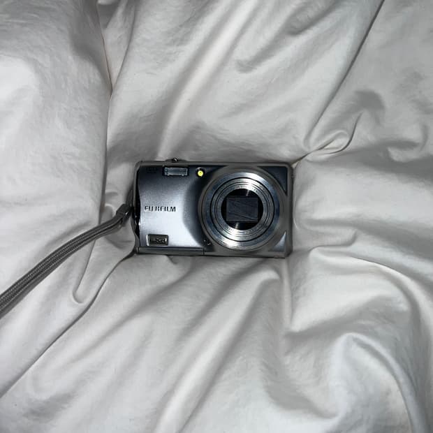 아일릿디카 후지필름 파인픽스70EXR 실버 디지털카메라 (풀박)