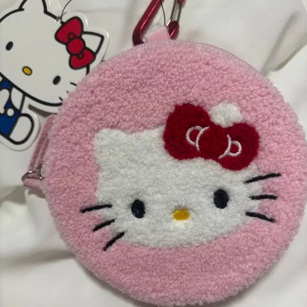 산리오 헬로키티 사가라 뽀글이 원형 파우치 핑크 카라비너 키링
